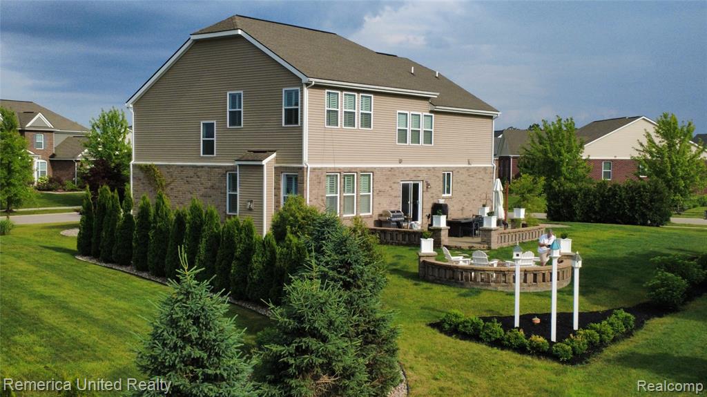 61964 Saddlecreek Drive, South Lyon, MI 48178 — Photo 9