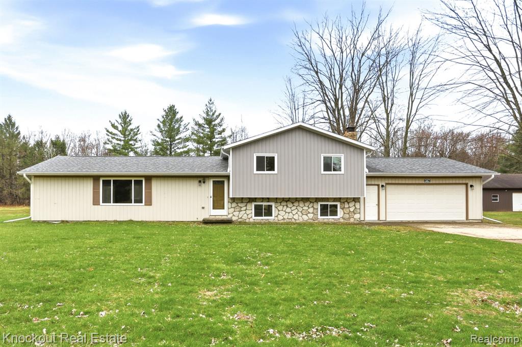 3467 Pebble Creek Drive, Vassar, MI 48768 — Photo 4