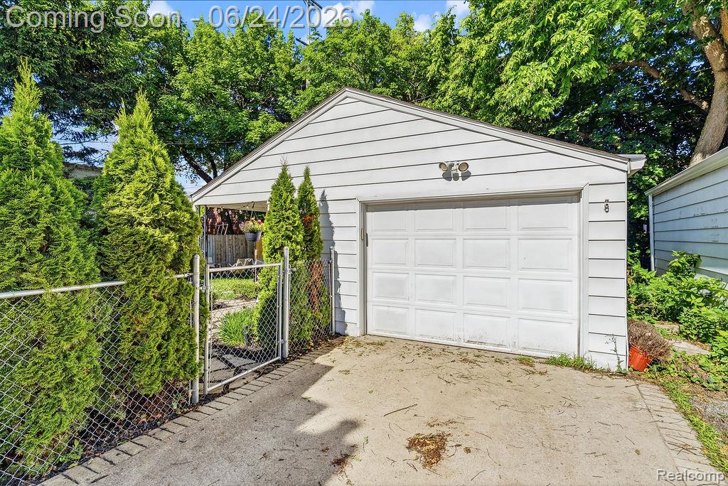 426 S Vernon Avenue, Flint, MI 48503 — Photo 31
