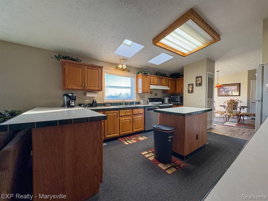 6433 Norman Road, MI 48032 — Photo 21