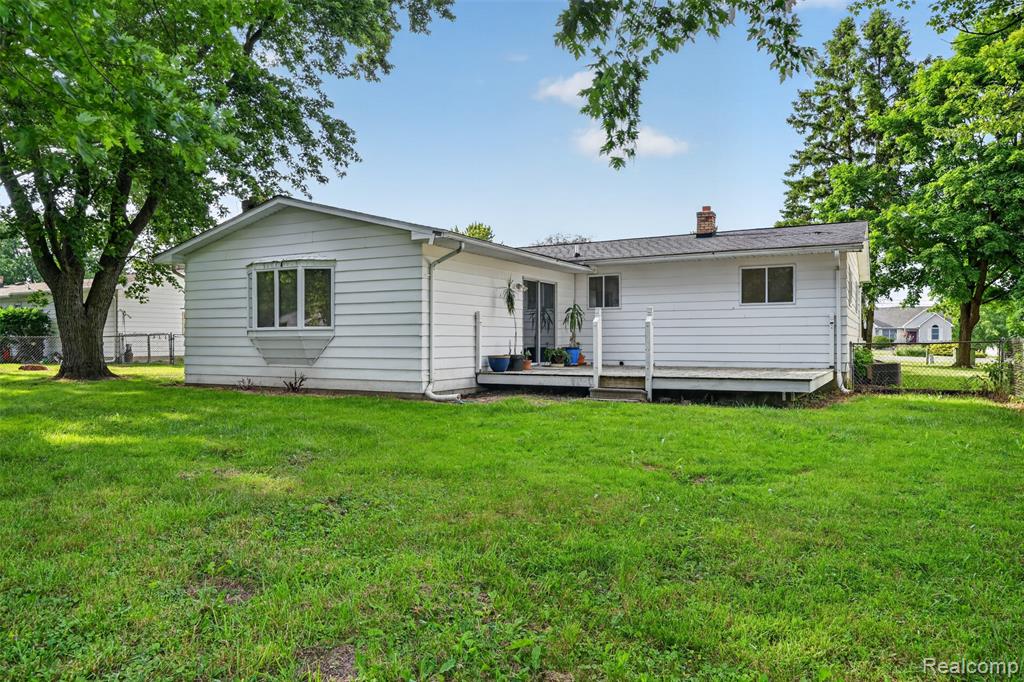 5457 Reid Road, Swartz Creek, MI 48473 — Photo 47
