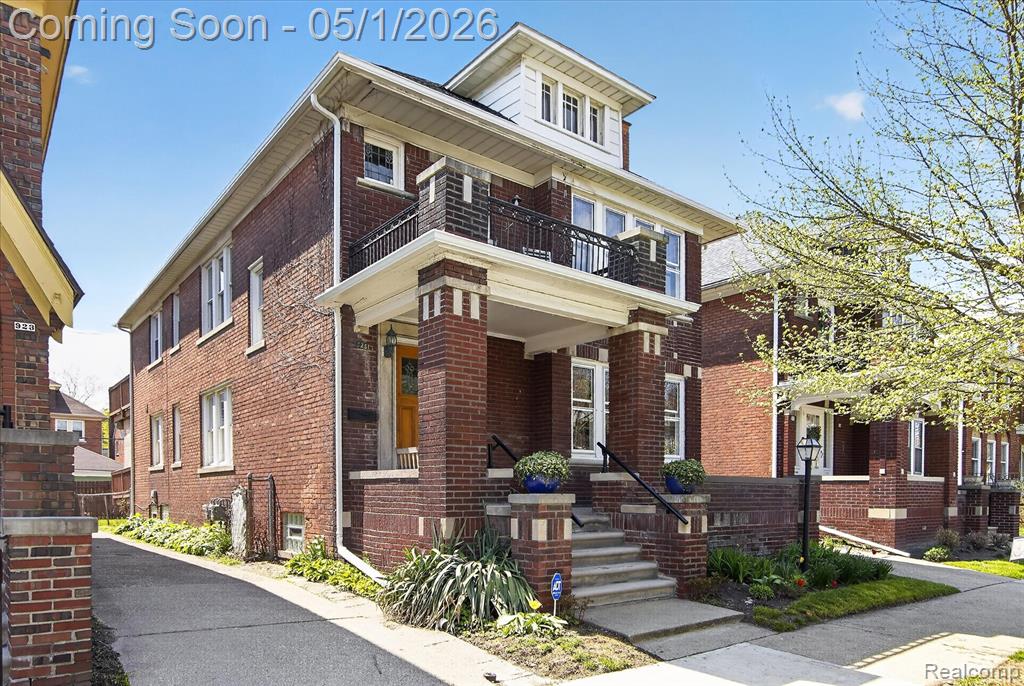 925 Nottingham, Grosse Pointe Park, MI 48230 — front exterior