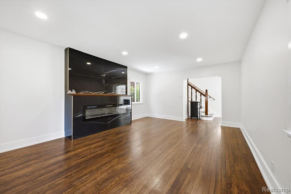 18084 Birchcrest Drive, Detroit, MI 48221 — Photo 17