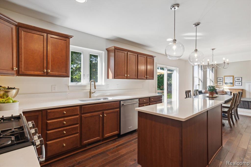 6884 WELLINGTON Drive, Dexter, MI 48130 — Photo 15