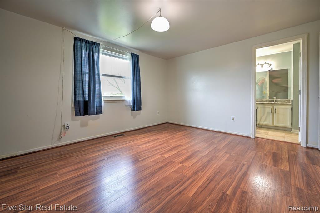 1857 E Rose Center Road, Holly, MI 48442 — Photo 15