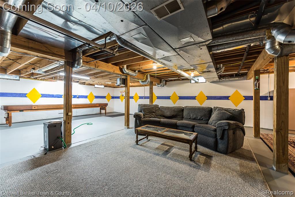 2708 Ore Valley Drive, Hartland, MI 48353 — Photo 32