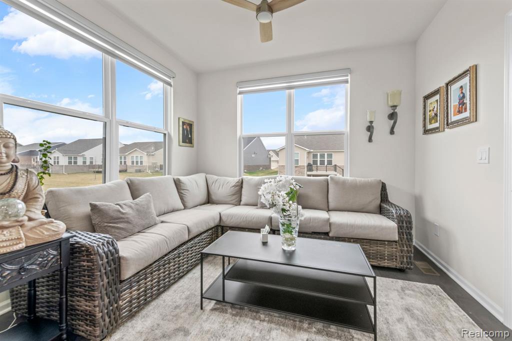 50109 Ogden, Canton, MI 48188 — Photo 16