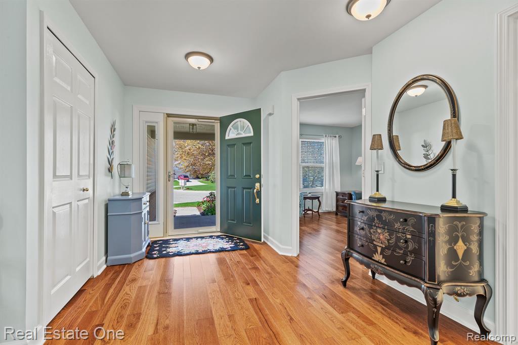 6424 HERON PARK Way, 41, Clarkston, MI — Photo 3