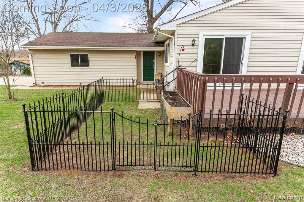 10618 Wolverine Drive, Pinckney, MI 48169 — Photo 14