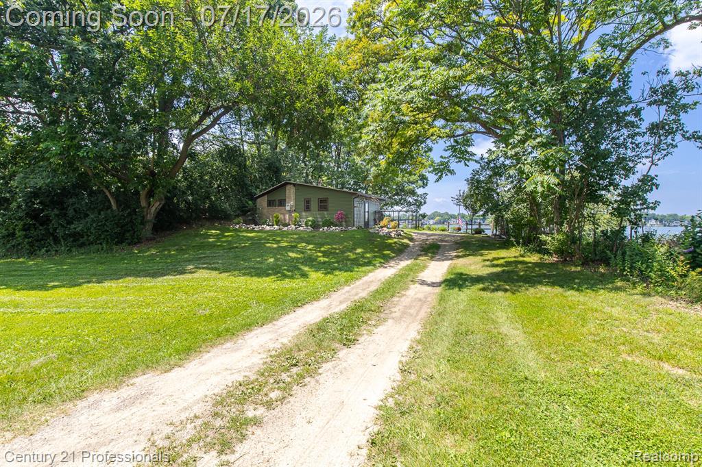 420 Bellevue Avenue, Lake Orion, MI 48362 — Photo 31
