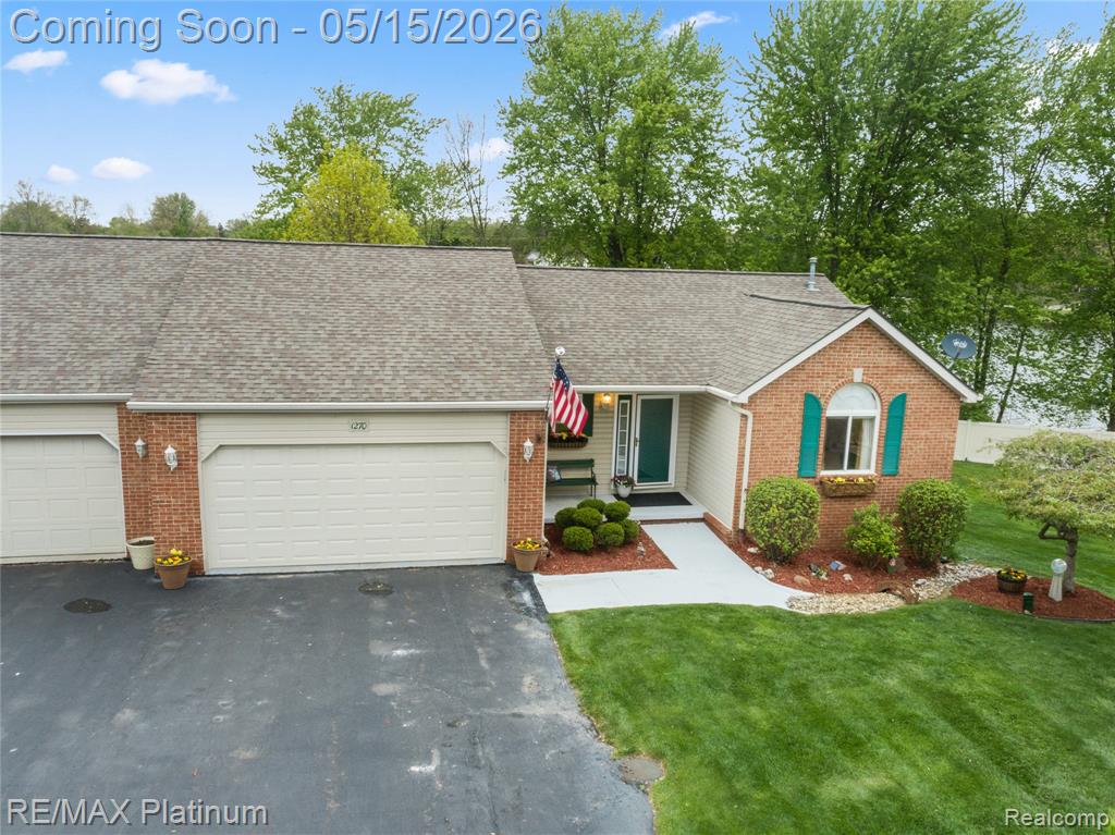 1270 Crystal Pointe Circle, Fenton, MI 48430 — Photo 2