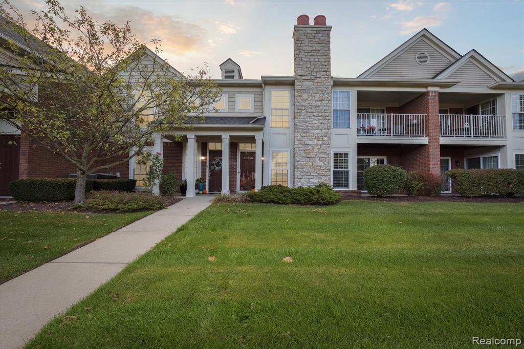 28256 Oakmonte Circle E, New Hudson, MI 48165 — Photo 9