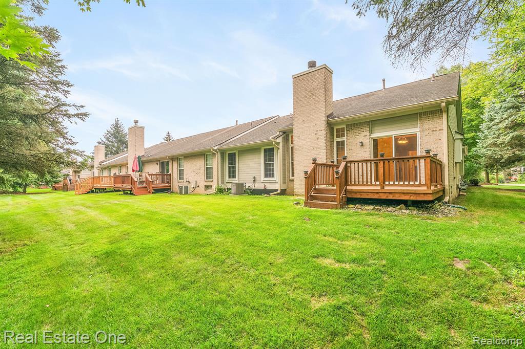 41498 HAGGERTY WOODS Court, #8, Canton, MI 48187 — Photo 5