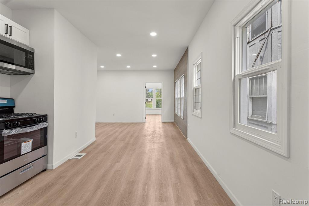 7432 Churchill Street, Detroit, MI 48206 — Photo 15