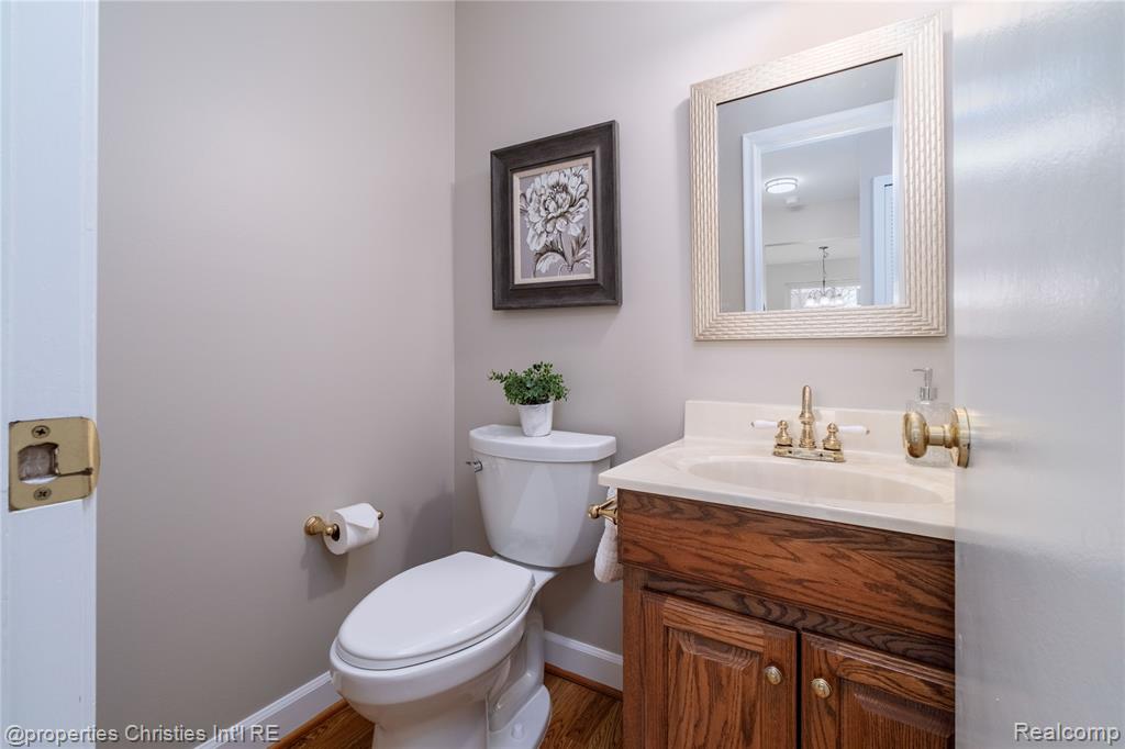 6158 Courtland Drive, Canton, MI 48187 — Photo 17
