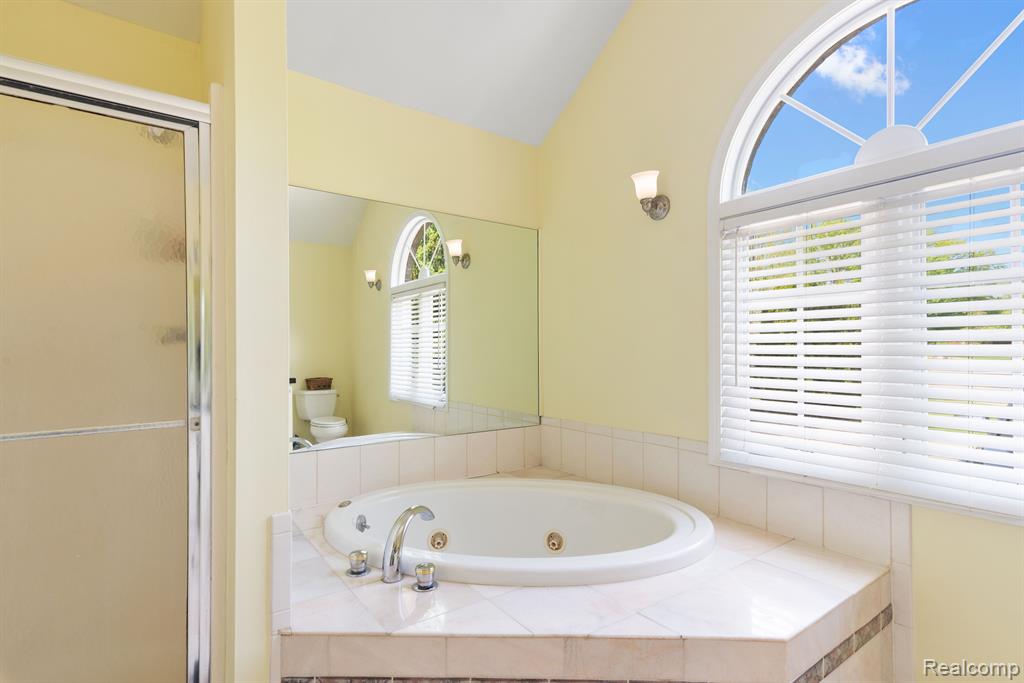 5218 HIGHPOINT Drive, Swartz Creek, MI 48473 — Photo 15