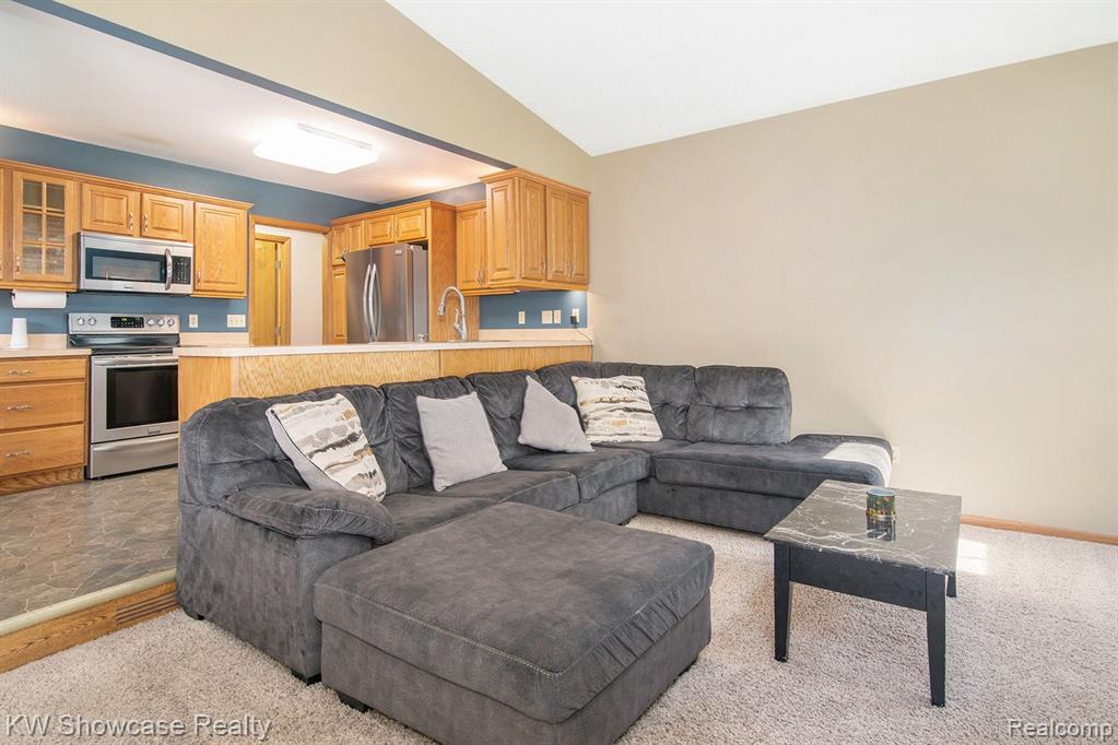 4045 S ELMS Road, Swartz Creek, MI 48473 — Photo 22