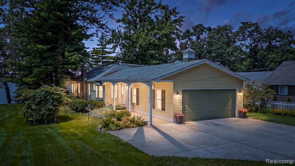 93 Danforth Street, White Lake, MI