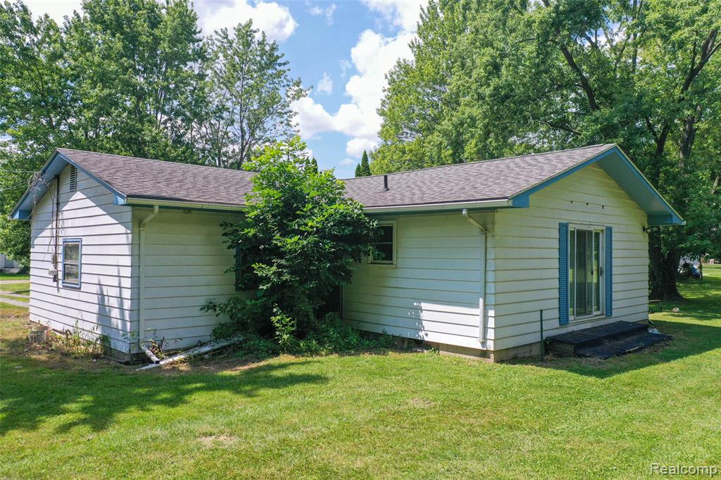 4089 Day Street, Burton, MI 48519 — Photo 8