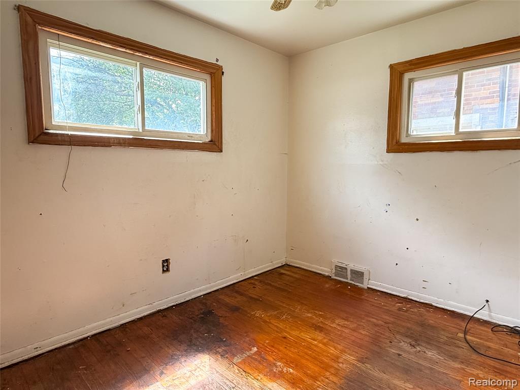 1965 S Annabelle Street, Detroit, MI 48217 — Photo 10