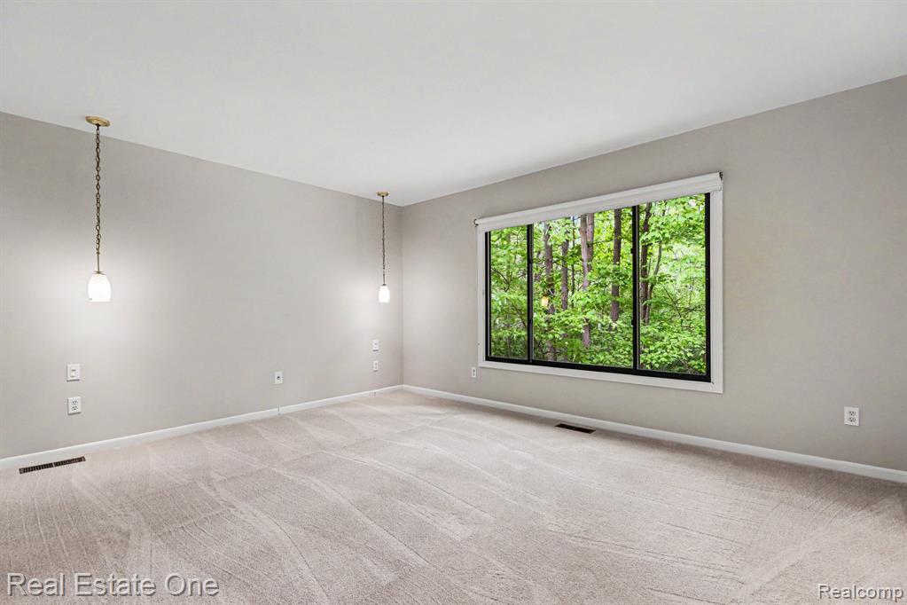 4757 Hardwoods Drive, West Bloomfield, MI 48323 — Photo 33