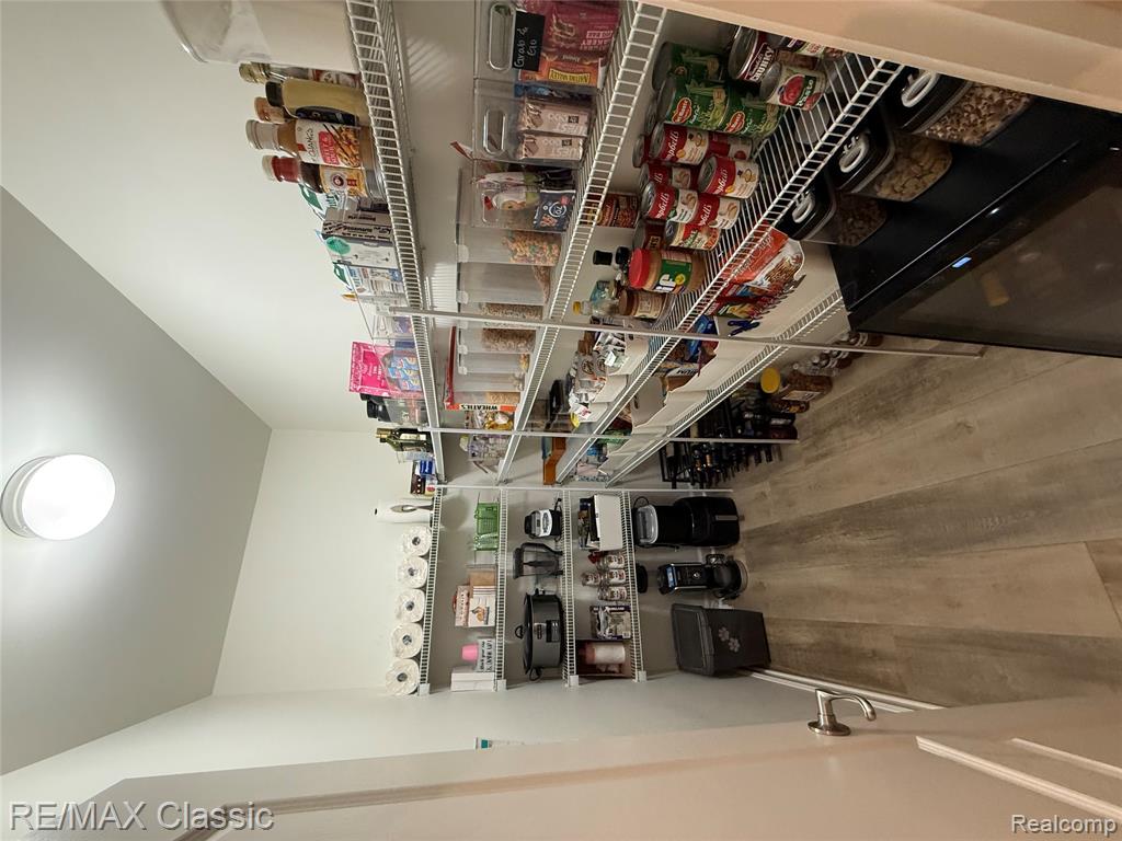 8410 Hummingbird, Commerce Twp, MI 48382 — Photo 12