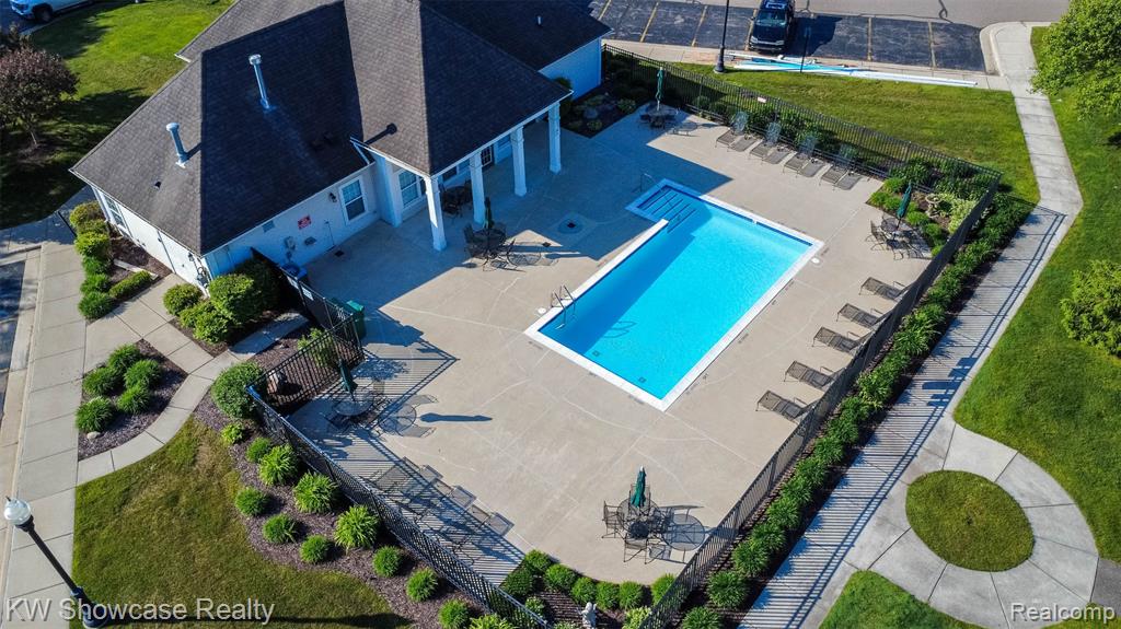 5726 Pinecroft Court, 44, Clawson, MI — Photo 42