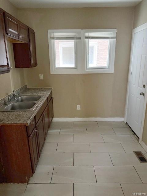 14889 Sussex Street, Detroit, MI 48227 — Photo 5