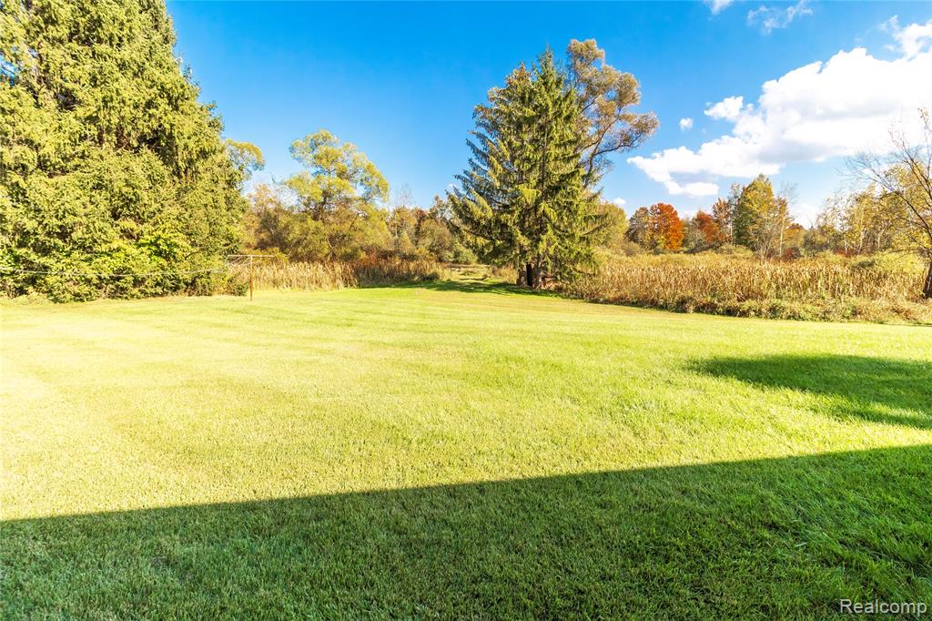 6208 Marathon Road, Otter Lake, MI 48464 — Photo 30