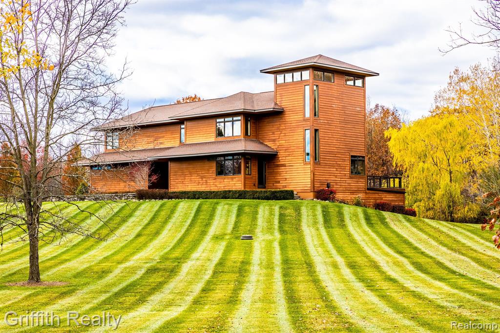 8104 PARKER Road, Saline, MI 48176 — Photo 2