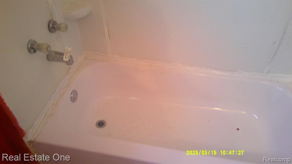 5894 JACKSON Street, Taylor, MI 48180 — Photo 18