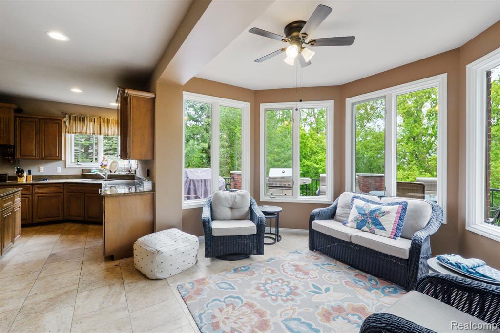 861 QUARRY, Rochester Hills, MI 48306 — Photo 12