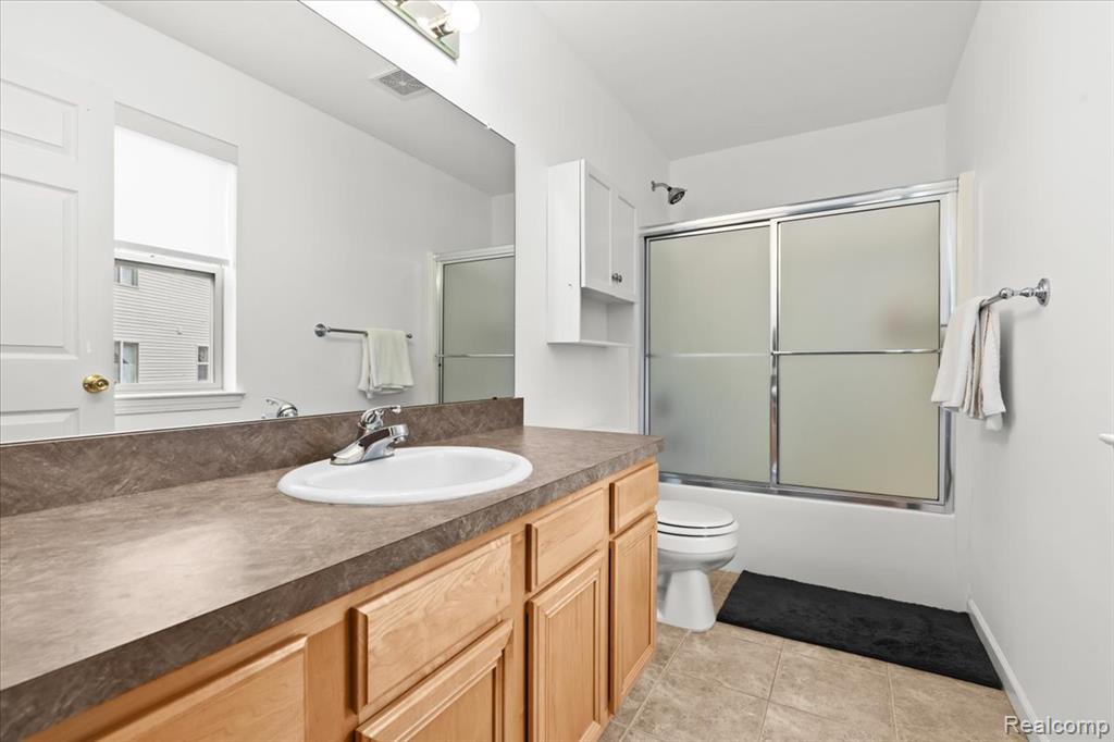 4685 Summer Ridge Drive, Howell, MI 48843 — Photo 15