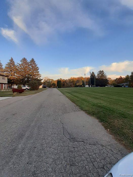 8201 WILSON Street, Shelby Twp, MI 48316 — Photo 8