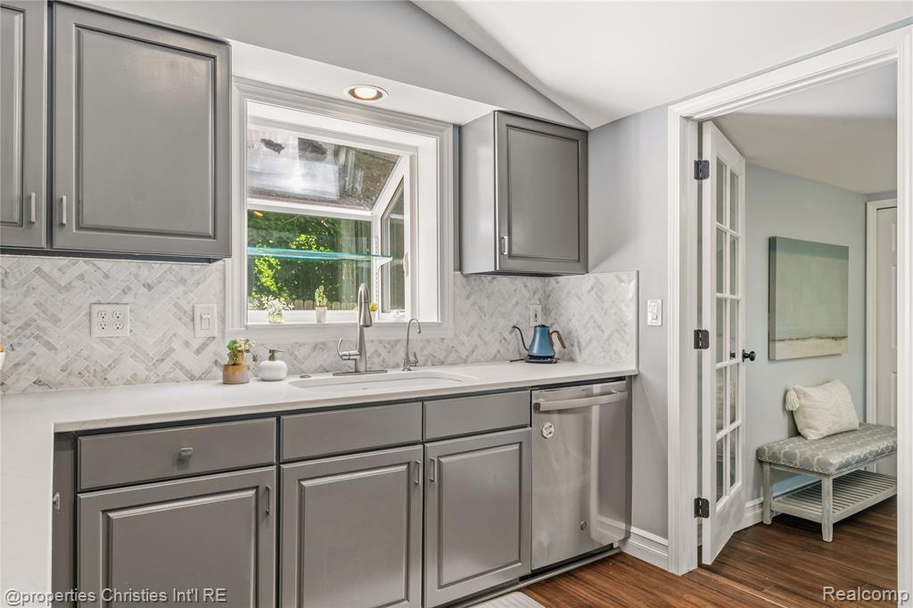 46063 Neeson Street, Northville, MI 48167 — Photo 18