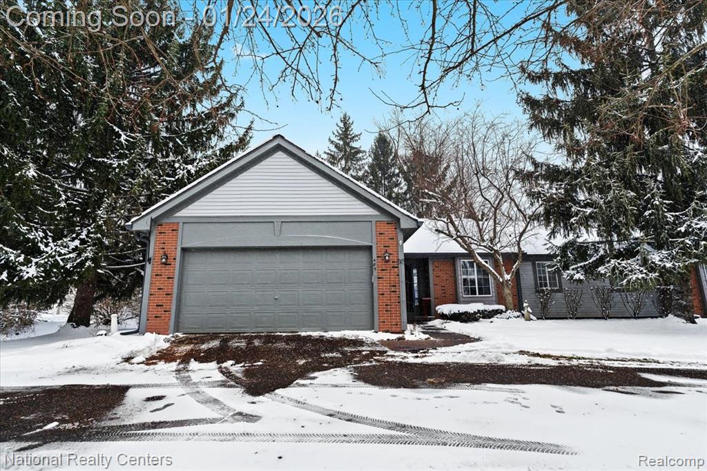 485 Winwood Circle, 115, Walled Lake, MI 48390 — front exterior