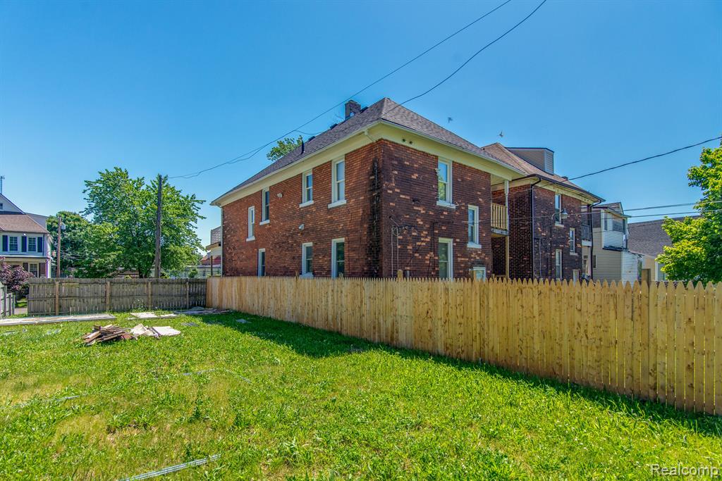 625 HORTON Street, Detroit, MI 48202 — Photo 28