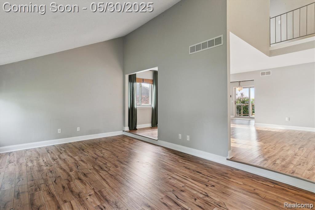 45127 Fair Oaks Drive, Canton, MI 48187 — Photo 7