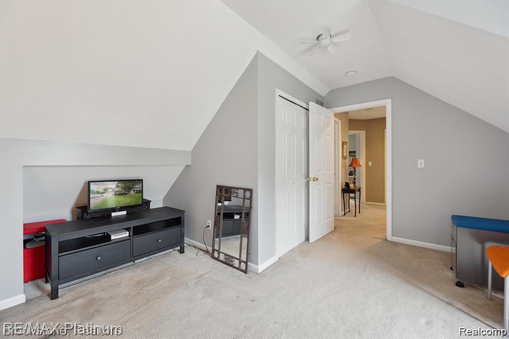 9297 6 Mile Road, Northville, MI 48168 — Photo 17