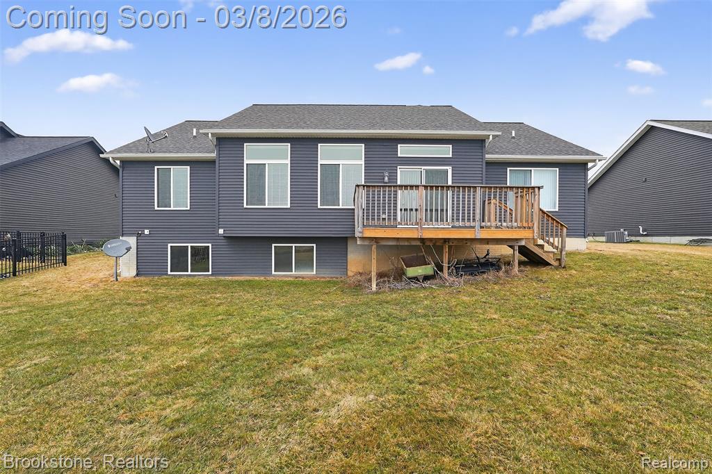 9477 Hickory Hollow Court, Davison, MI 48423 — Photo 37