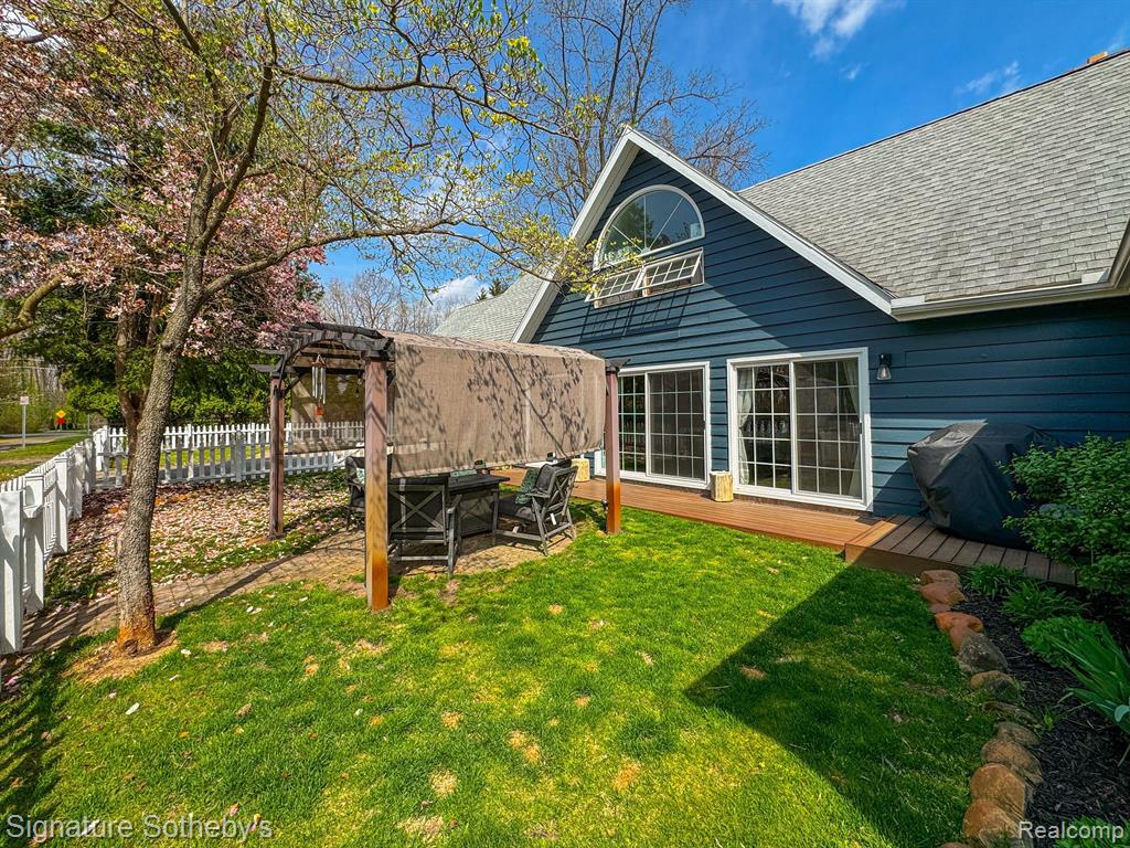 3556 ORCHARD LAKE Road, Orchard Lake Village, MI 48324 — Photo 20