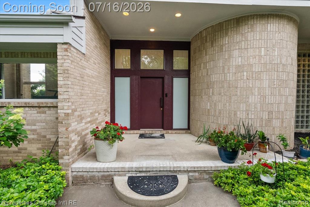 4948 Champlain Circle, West Bloomfield, MI 48323 — Photo 3