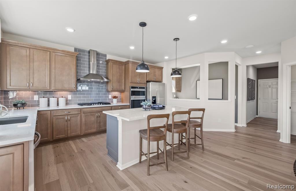 30105 Norway Drive, New Hudson, MI, 48165