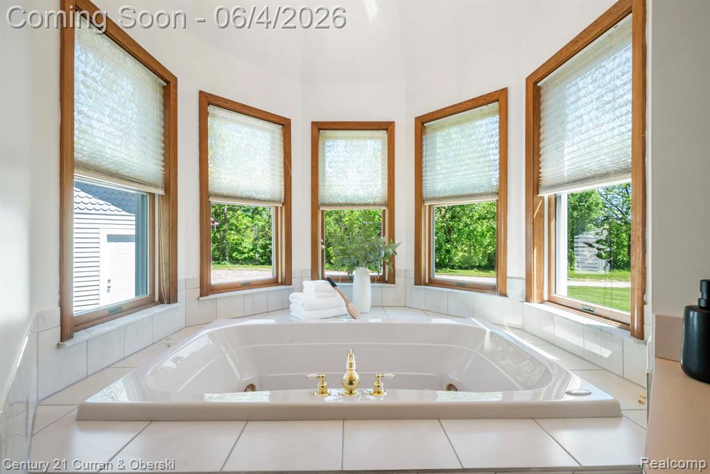 53375 Martha Lane, Northville, MI 48167 — Photo 34