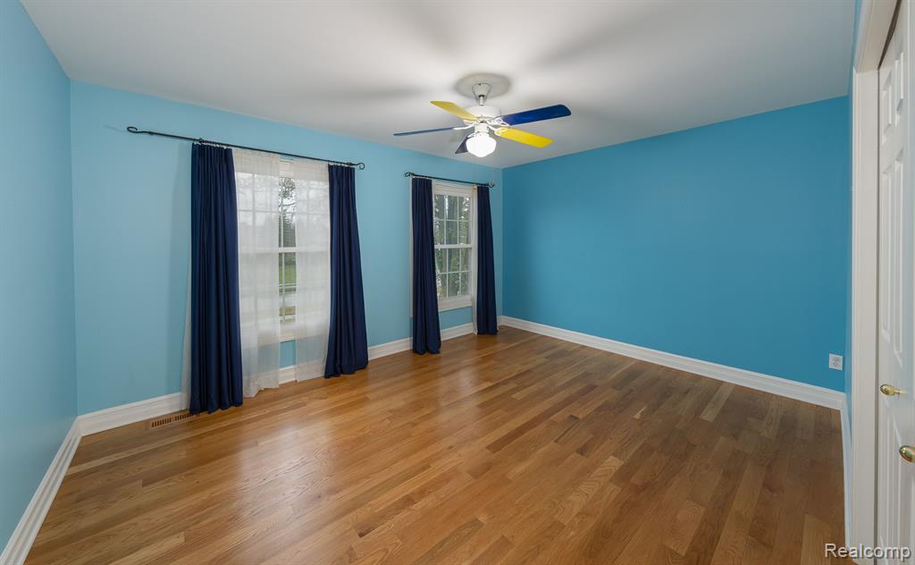 5824 HATHAWAY Road, Canton, MI 48187 — Photo 23