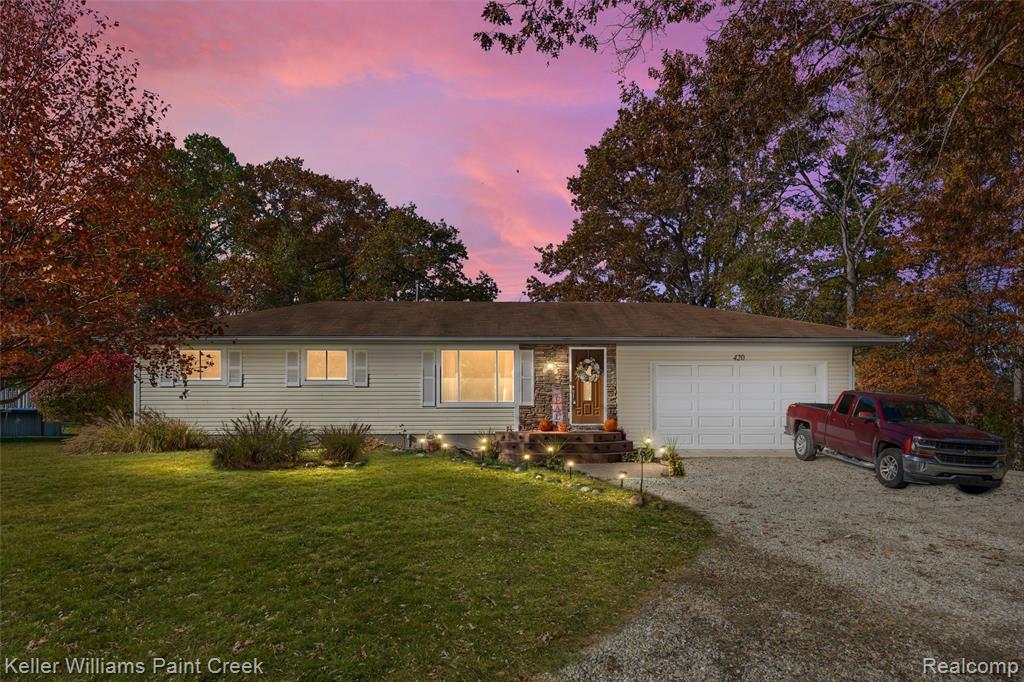 420 Dons Court, Ortonville, MI 48462 — Photo 2