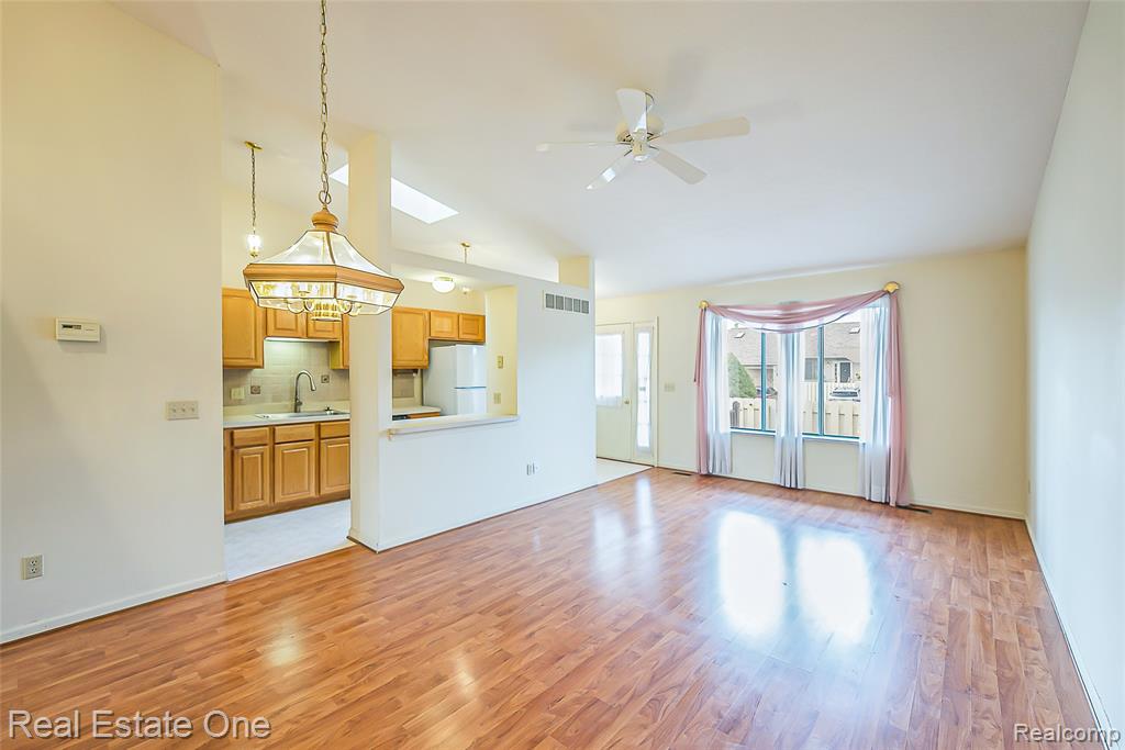 62360 Arlington Circle, 2, South Lyon, MI 48178 — Photo 13
