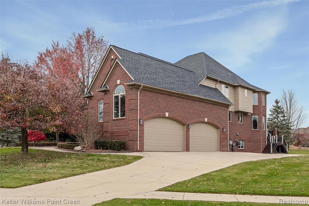 676 Majestic, Rochester Hills, MI 48306 — Photo 78