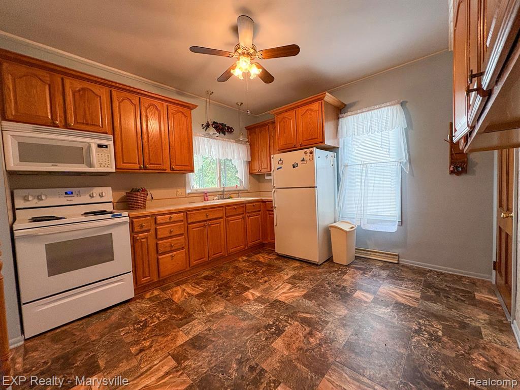 206 SPRING Street, Yale, MI 48097 — Photo 10