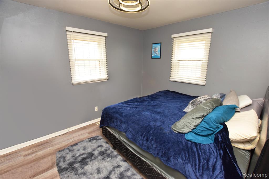 409 W Alma Avenue, Flint, MI 48505 — Photo 4